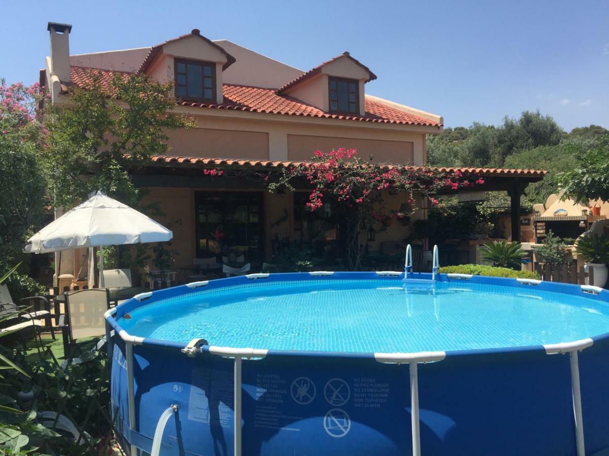 Rafina Great Feeling Villa Exterior photo